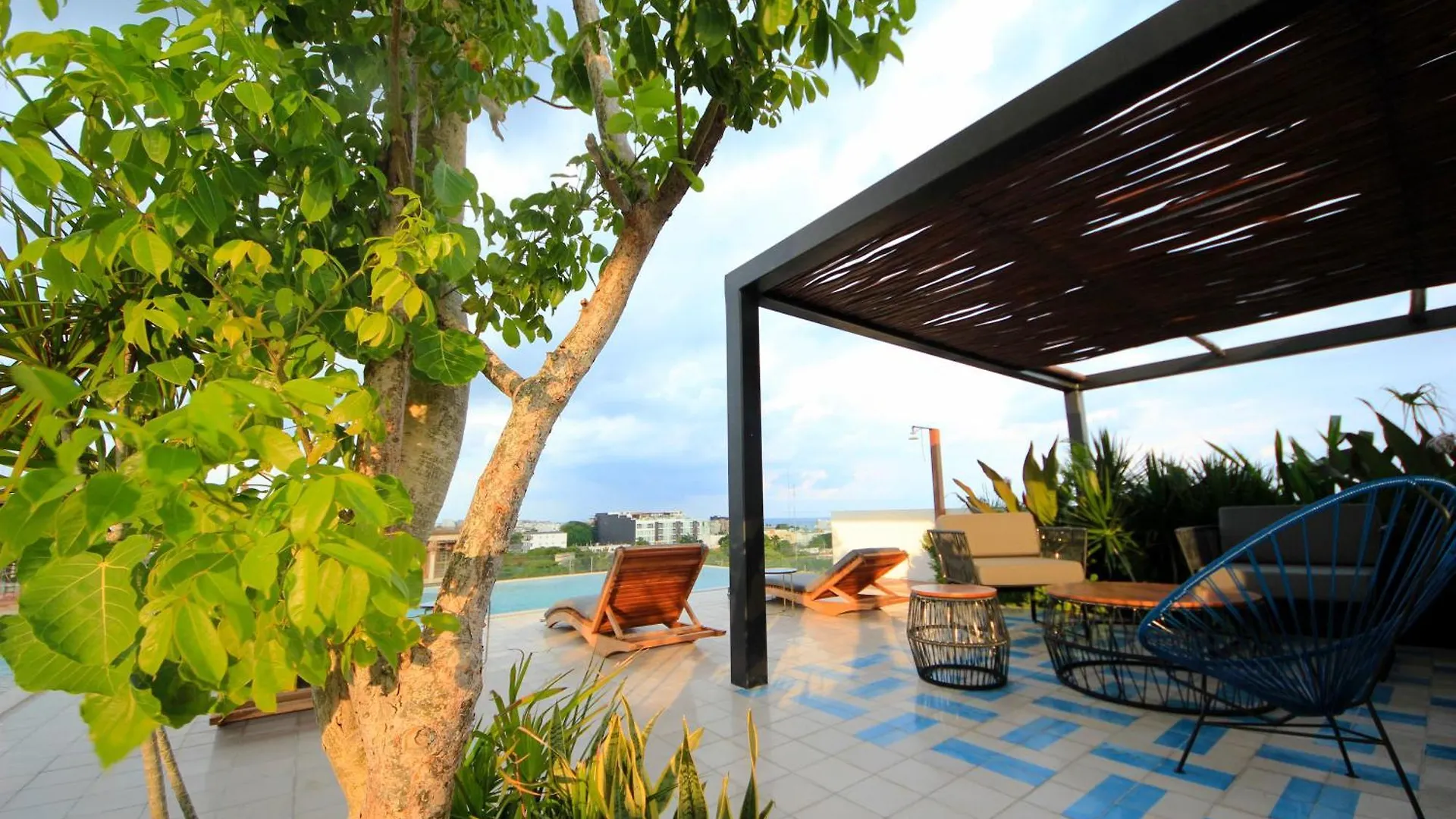 Apartment Near The Beach, Rooftop, Pool, Sea View. Playa del Carmen