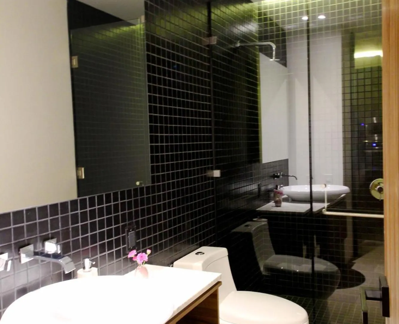 Apartment Near The Beach, Rooftop, Pool, Sea View. Playa del Carmen